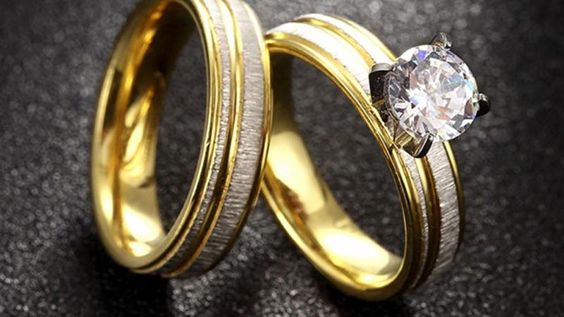 Vestuviniai žiedai - yra